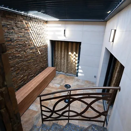 Bed & Breakfast Caracalla Prive - D'hotes Avec Piscine, Jaccuzi Et Hammam Privatifs