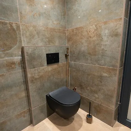 Caracalla Prive - D'hotes Avec Piscine, Jaccuzi Et Hammam Privatifs *