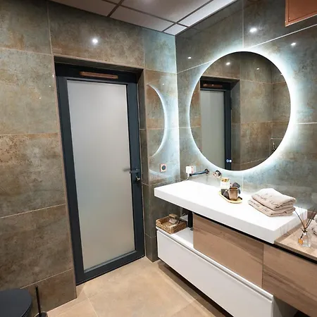 Caracalla Prive - D'hotes Avec Piscine, Jaccuzi Et Hammam Privatifs