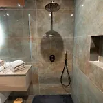 Caracalla Prive - D'hotes Avec Piscine, Jaccuzi Et Hammam Privatifs 住宿加早餐酒店
