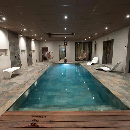 Caracalla Prive - D'hotes Avec Piscine, Jaccuzi Et Hammam Privatifs 住宿加早餐酒店 圣艾蒂安